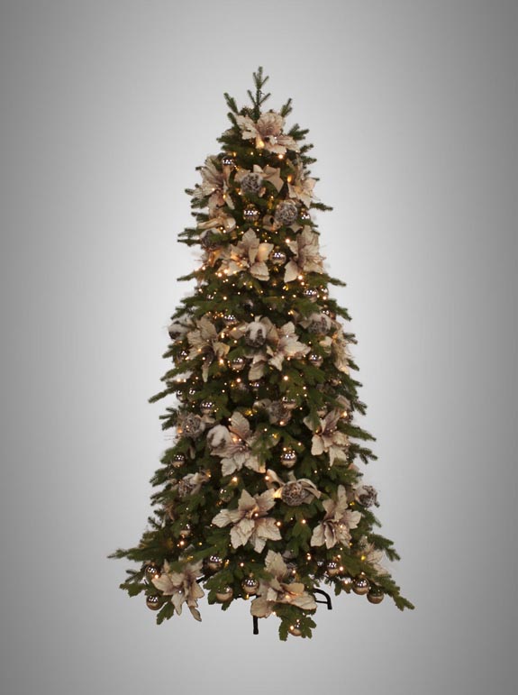Albero di Natale già addobbato: una scelta pratica - Guida allo Shopping